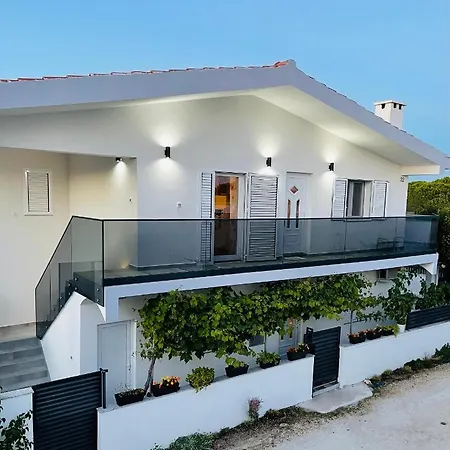 Διαμέρισμα Sandy Nin